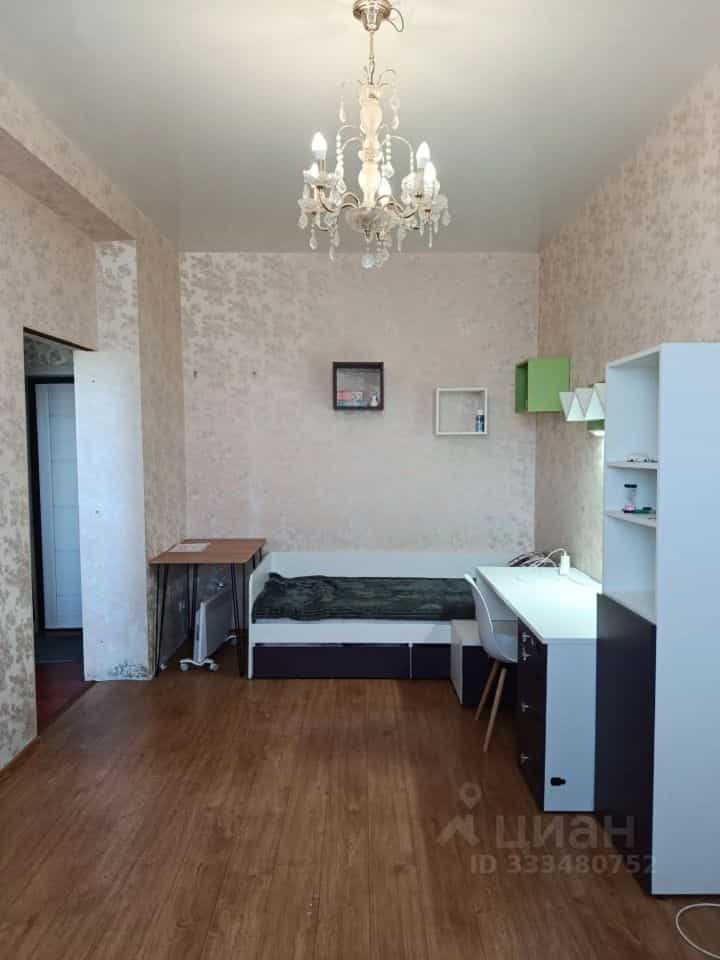 Россия, Красноярск, улица 40 лет Победы, 2