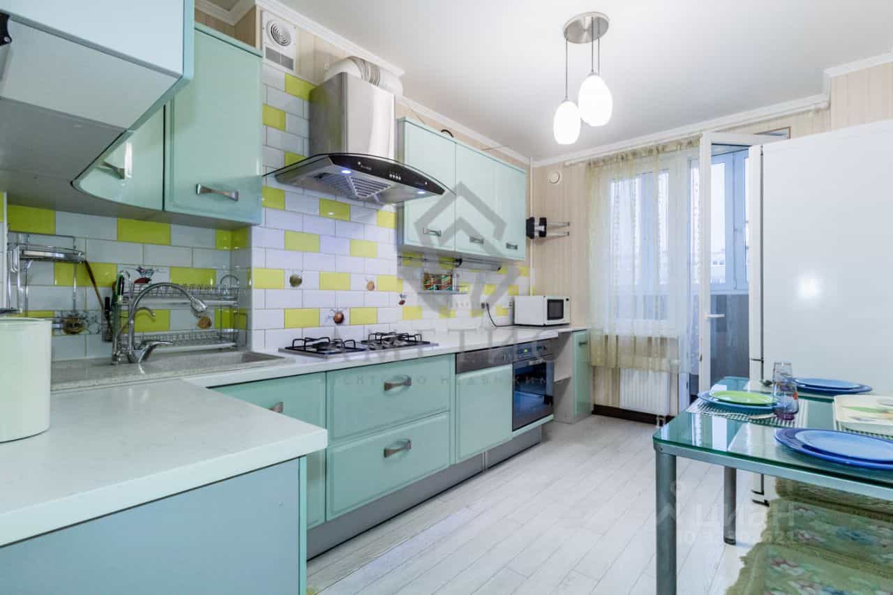 Россия, Калининград, Судостроительная улица, 31А