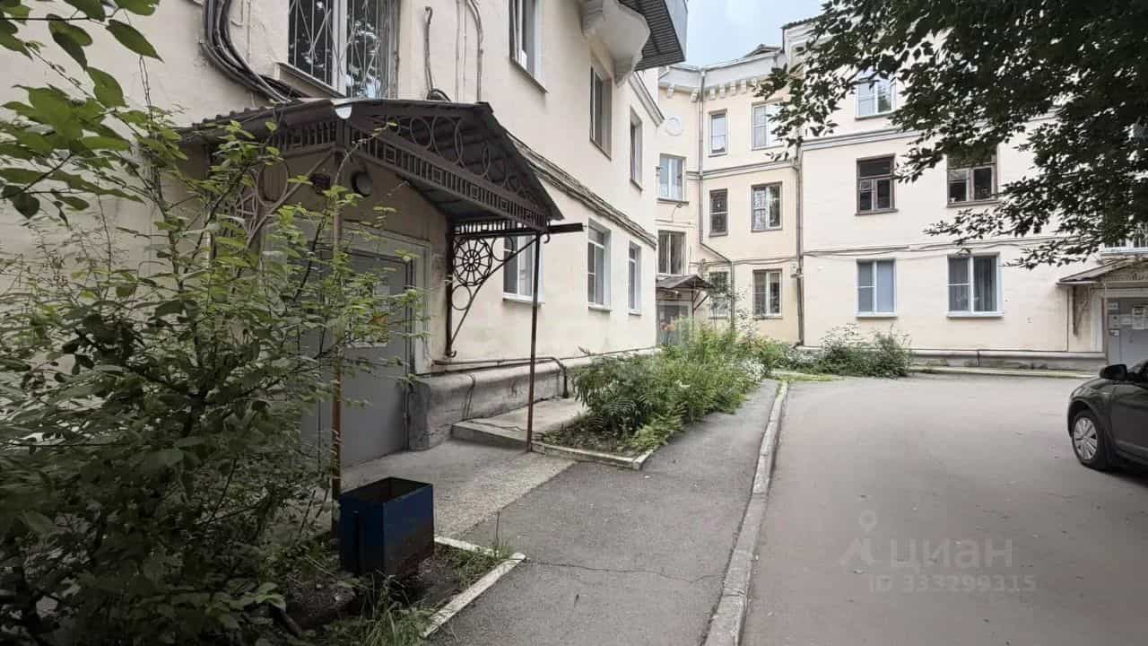 Россия, Челябинск, улица Калинина, 10, фото 25