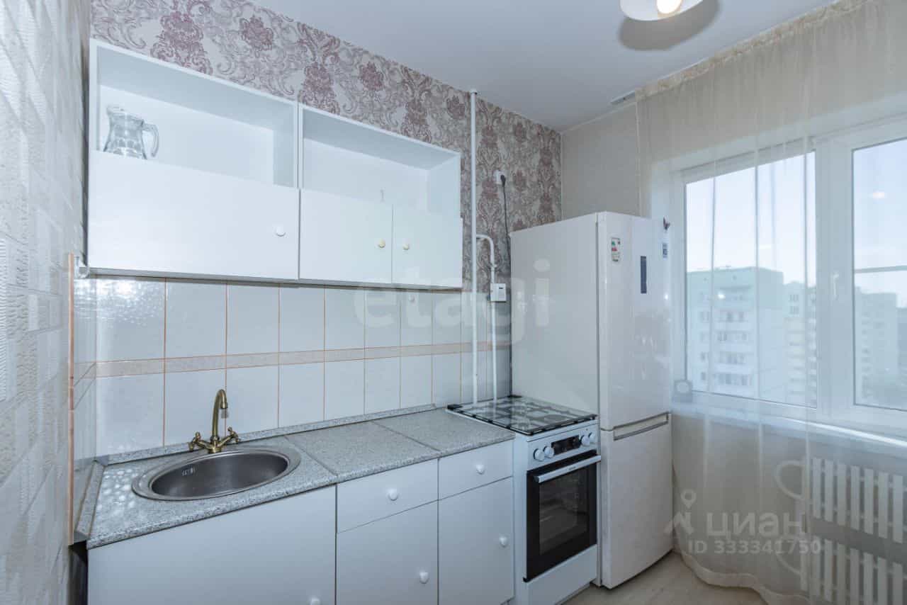 Россия, Омск, улица Завертяева, 23к4, фото 10