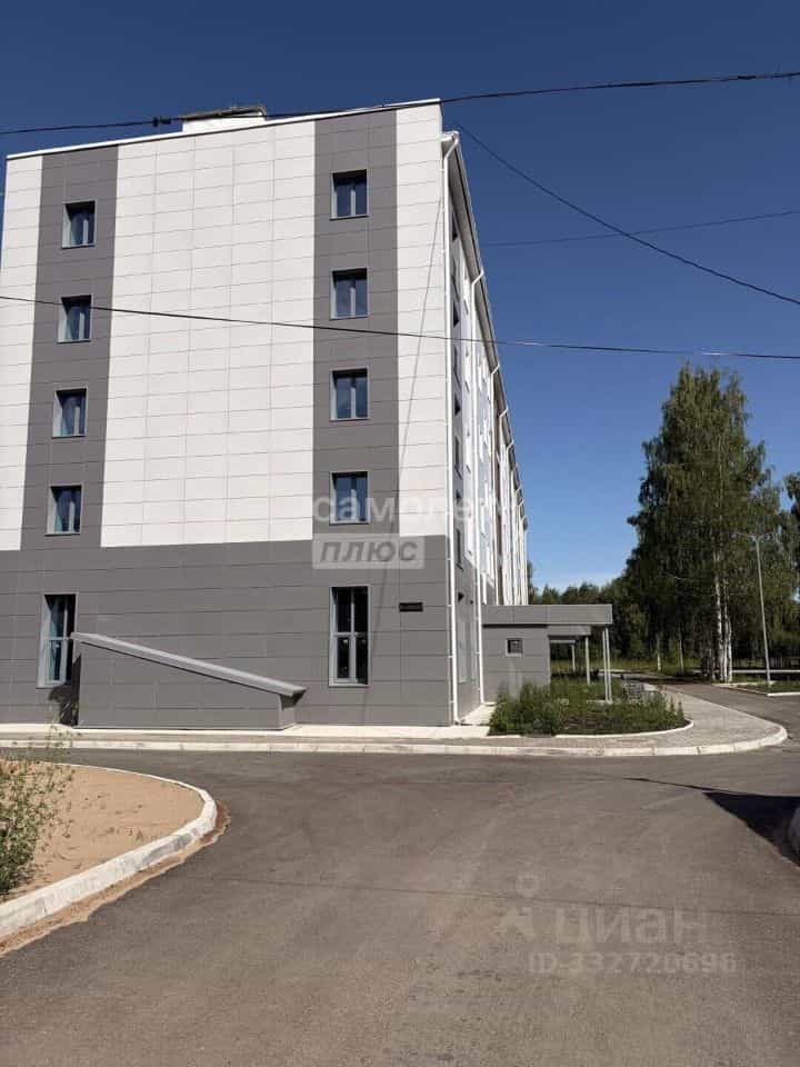 Россия, Архангельская область, Коряжма, улица Набережная им. Н. Островского, 64