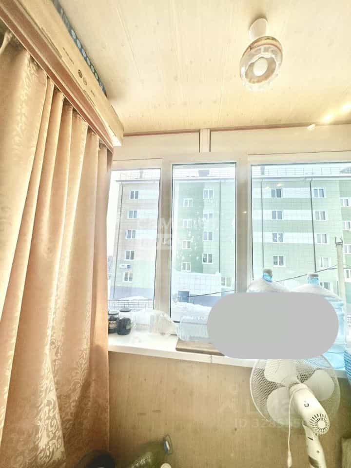 Россия, Ямало-Ненецкий автономный округ, Ноябрьск, проспект Мира, 5, фото 7