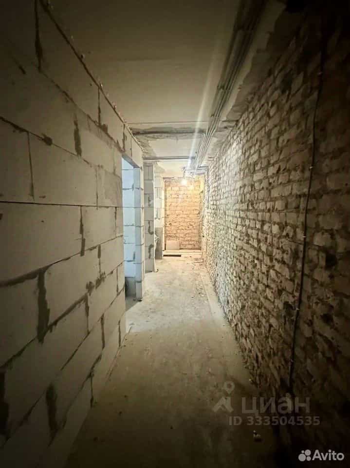 Россия, Псковская область, Великие Луки, площадь Калинина, 4, фото 10