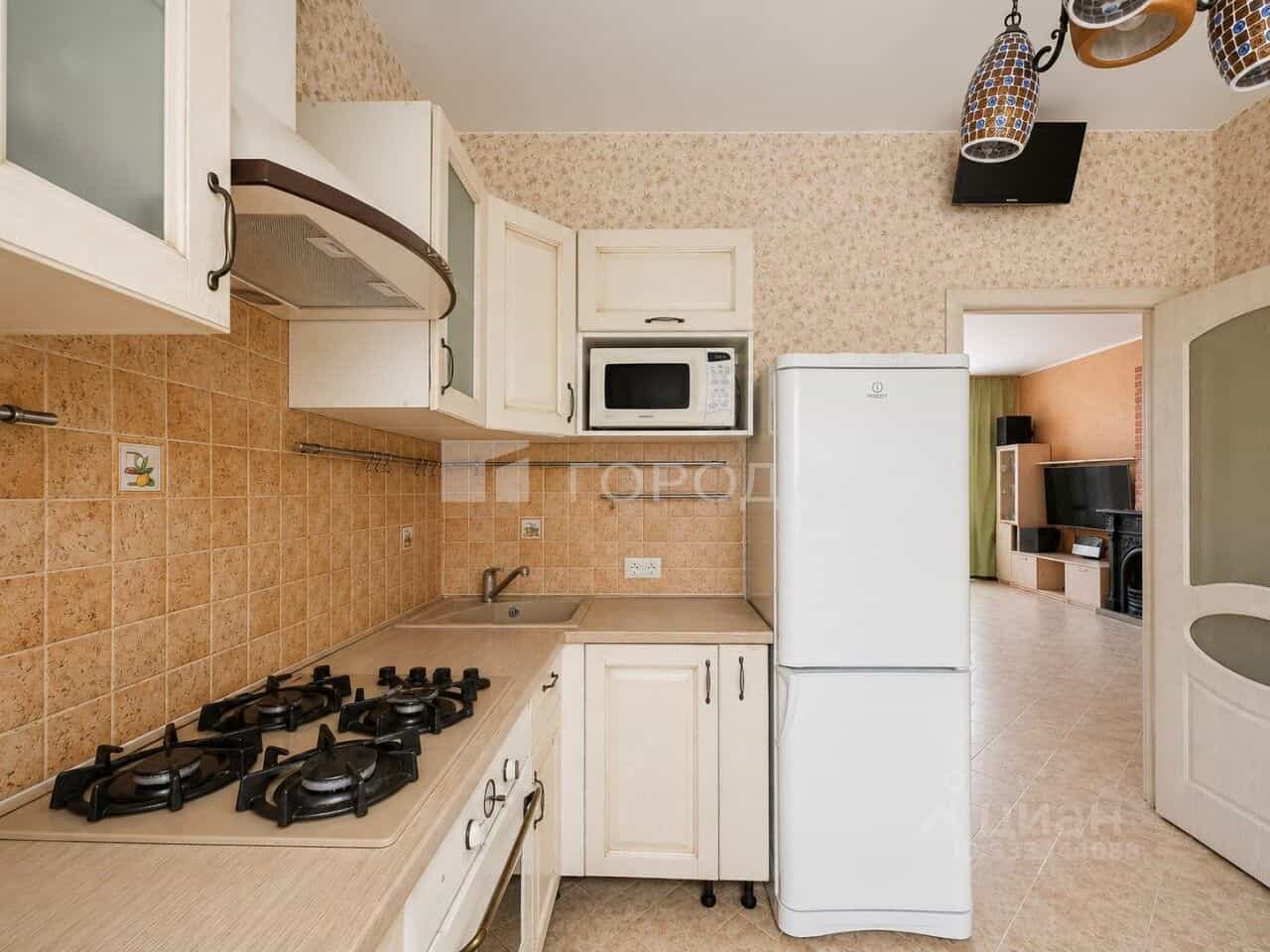Россия, село Новолуговое, микрорайон Берёзки-2, 1-й квартал, 51, фото 8