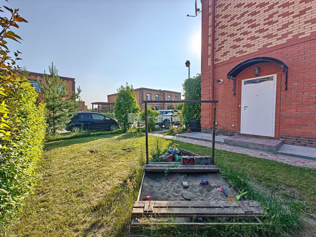 Россия, село Новолуговое, микрорайон Берёзки-2, 1-й квартал, 51, фото 40
