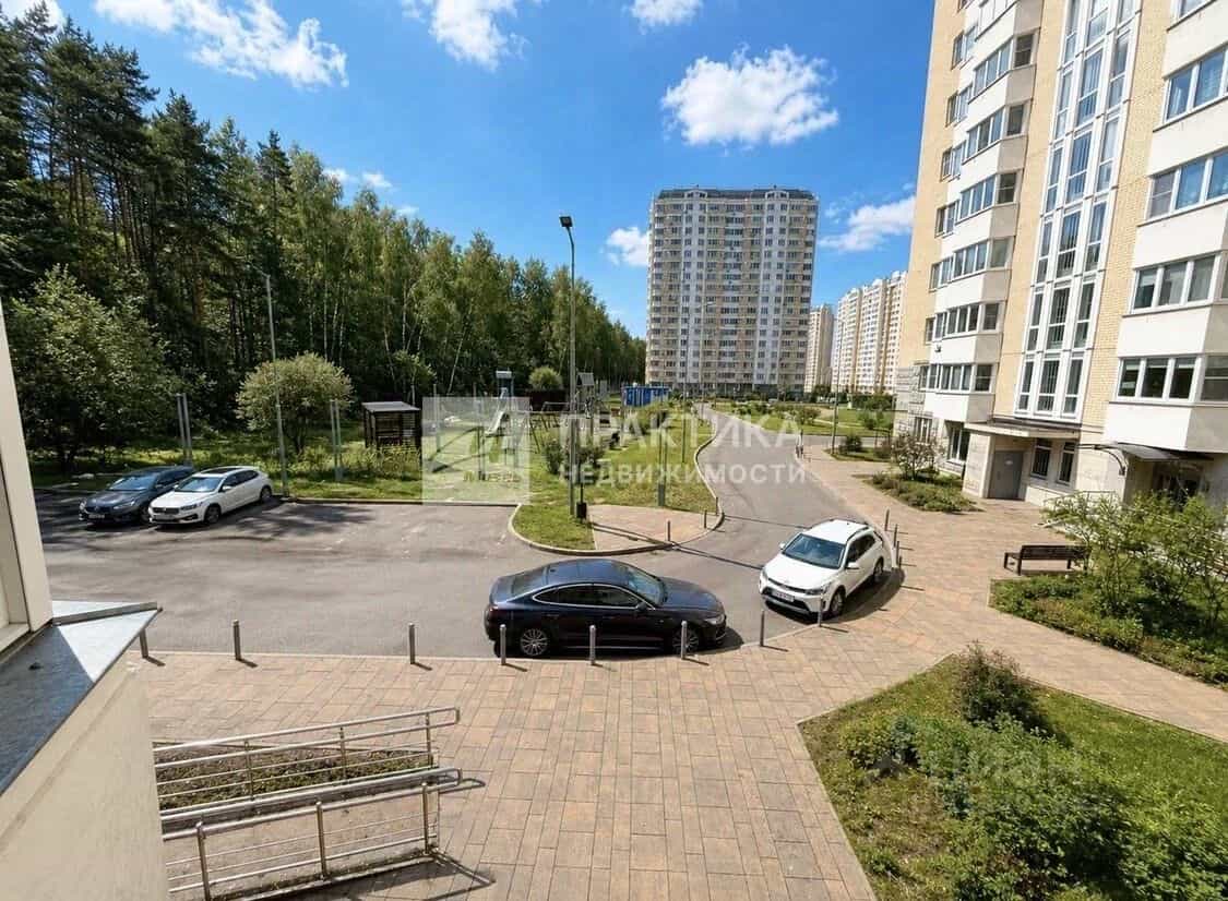 Россия, Москва, Новомосковский административный округ, район Внуково, улица Бориса Пастернака, 41, фото 14