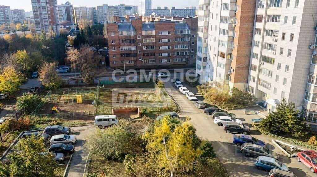 Россия, Омск, улица Орджоникидзе, 83, фото 10