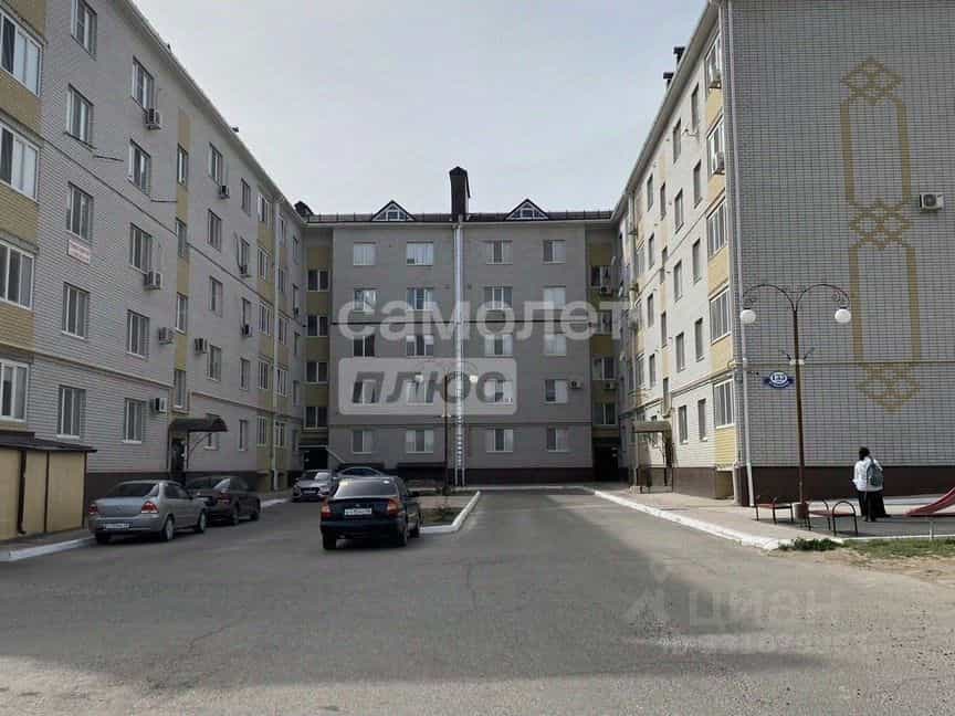 Россия, Республика Калмыкия, Элиста, 10-й микрорайон, 133, фото 12