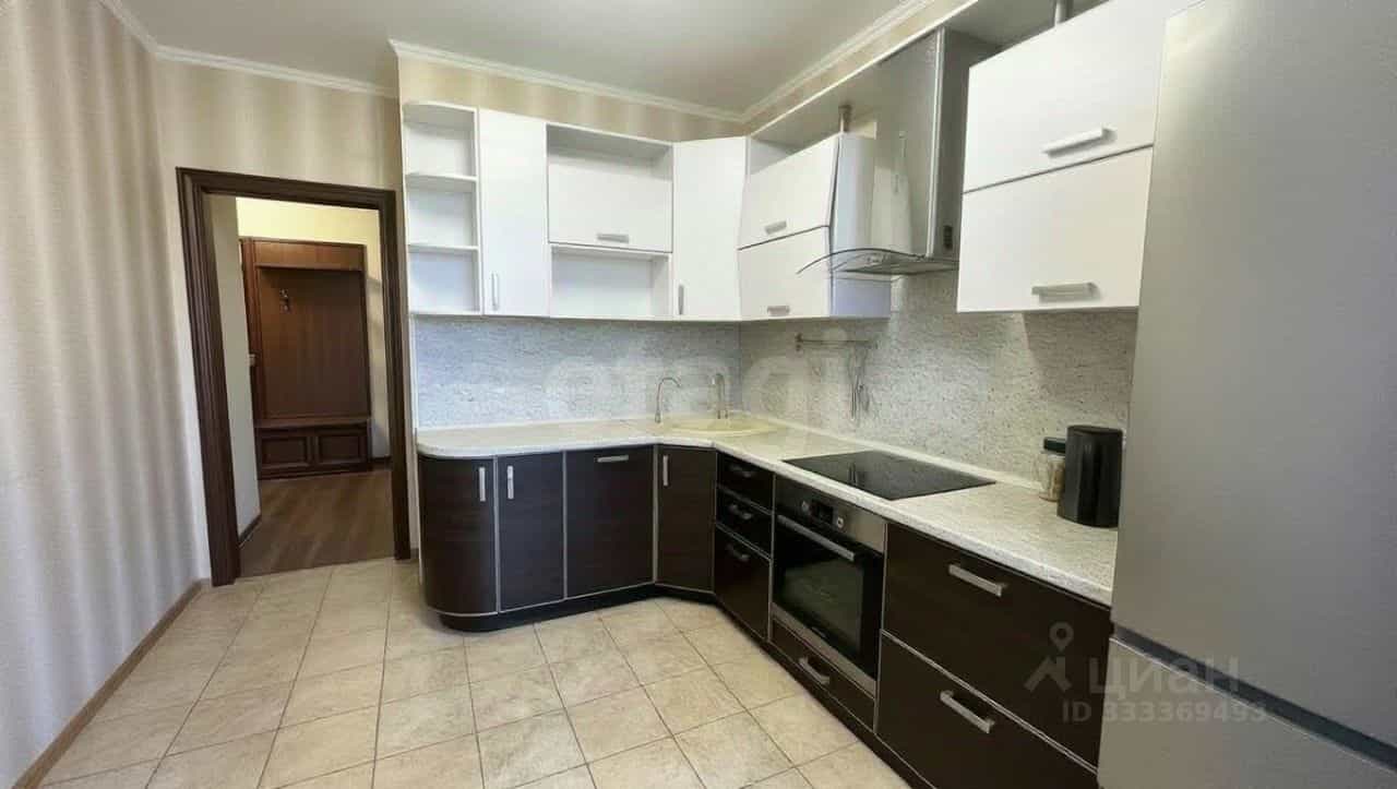 Россия, Республика Татарстан (Татарстан), Казань, улица Серова, 48, фото 4