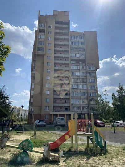 Россия, Белгородская область, Старый Оскол, микрорайон Королёва, 10, фото 9