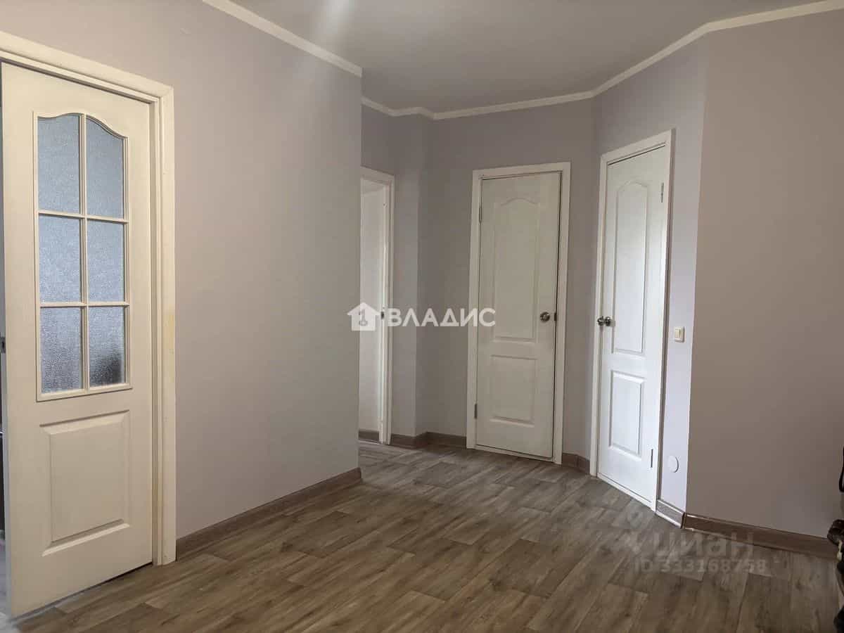 Россия, Иркутск, улица Багратиона, 27/1, фото 9