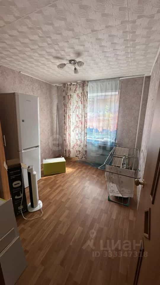 Россия, Новосибирск, улица В. Высоцкого, 27, фото 4