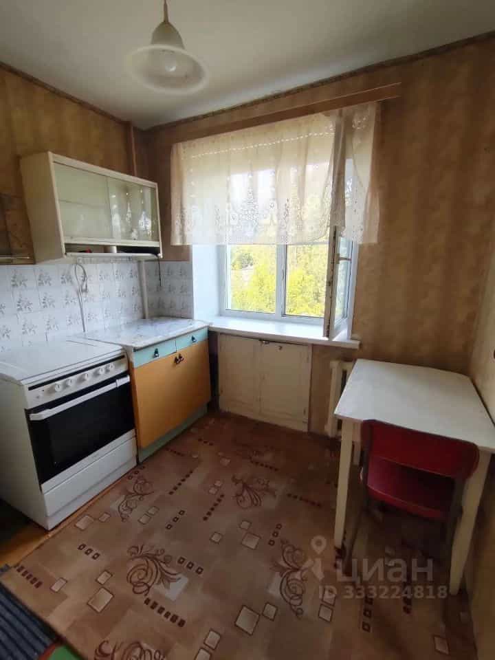 Россия, Челябинск, Салютная улица, 22