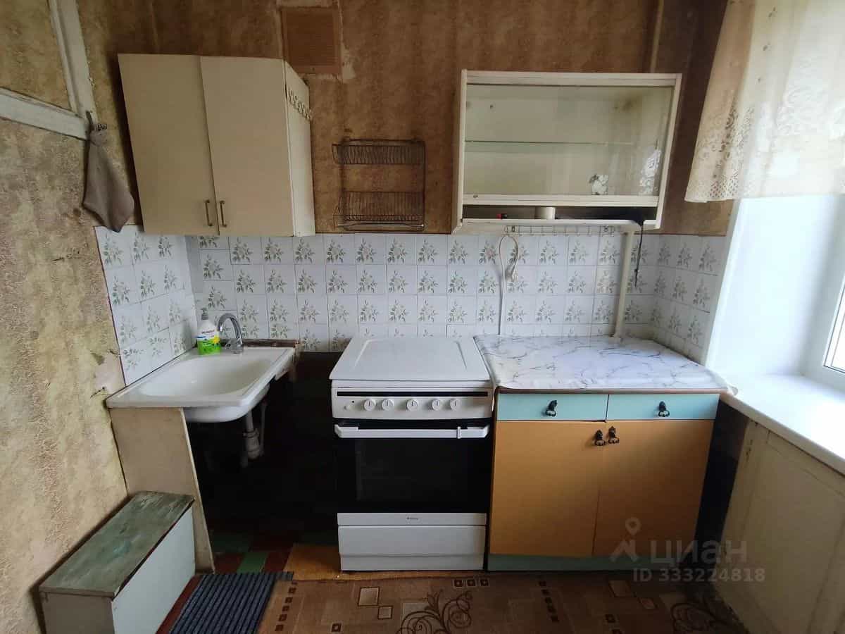 Россия, Челябинск, Салютная улица, 22, фото 2