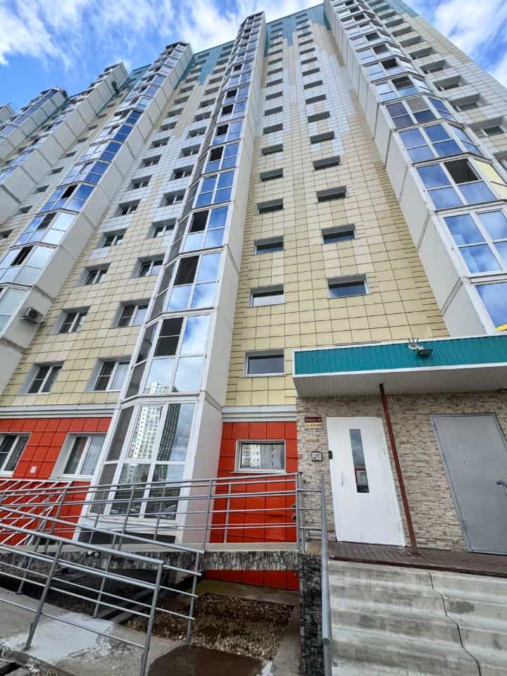 Россия, Московская область, городской округ Солнечногорск, посёлок городского типа Голубое, Трёхсвятская улица, 13