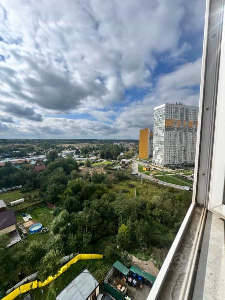 Россия, Московская область, городской округ Солнечногорск, посёлок городского типа Голубое, Трёхсвятская улица, 13, фото 12