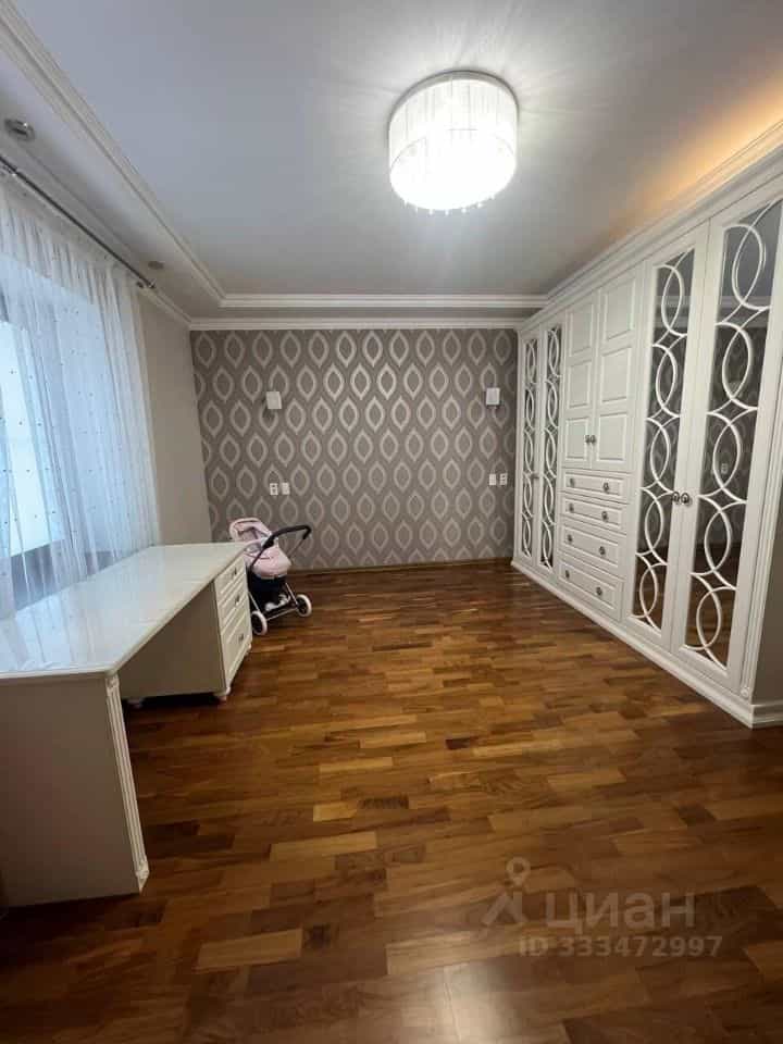 Россия, Челябинск, улица Братьев Кашириных, 12В, фото 14