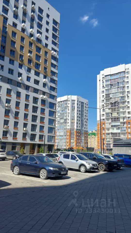 Россия, Омск, улица 70 лет Октября, 3/5