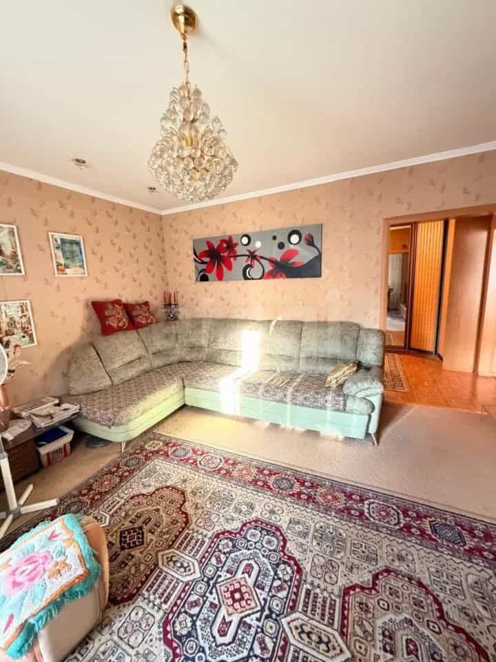 Россия, Алтайский край, Барнаул, улица Малахова, 146, фото 3
