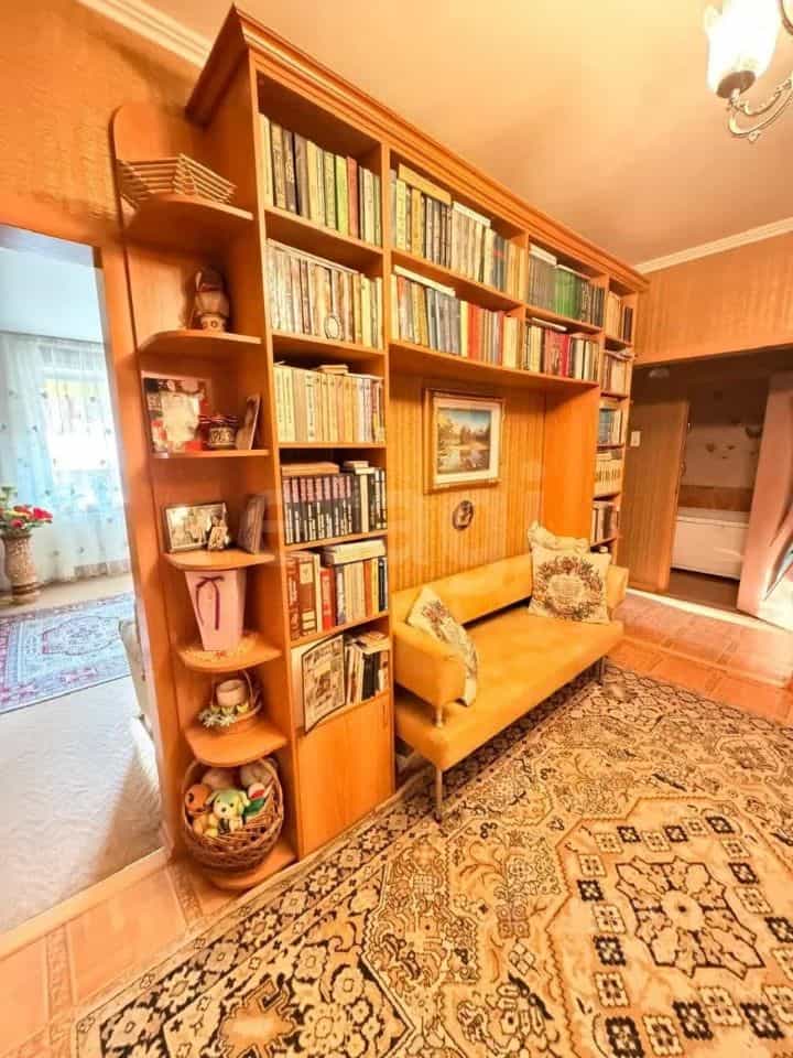 Россия, Алтайский край, Барнаул, улица Малахова, 146, фото 11
