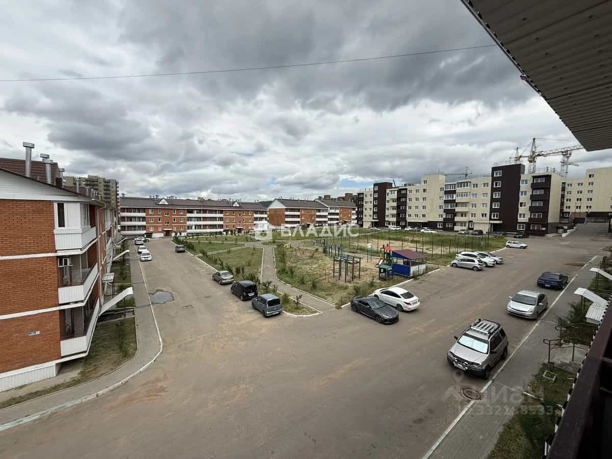 Россия, Республика Бурятия, Улан-Удэ, 105-й микрорайон, 46, фото 2