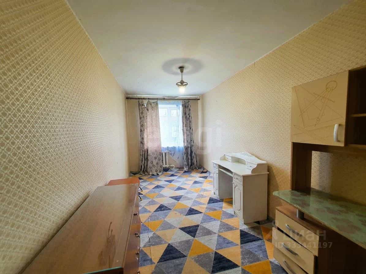 Россия, Камчатский край, Петропавловск-Камчатский, улица Автомобилистов, 37, фото 4