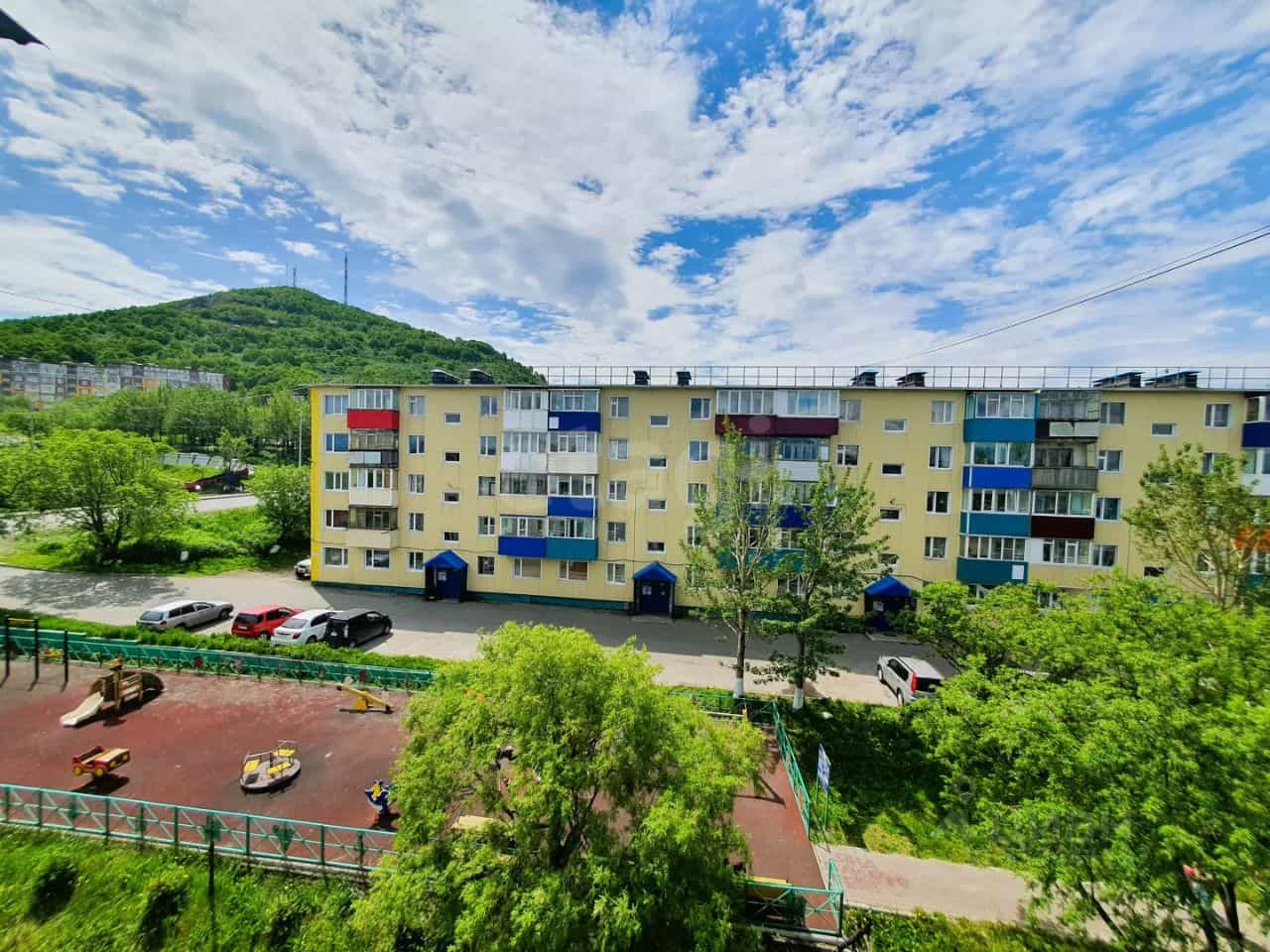 Россия, Камчатский край, Петропавловск-Камчатский, улица Автомобилистов, 37, фото 11