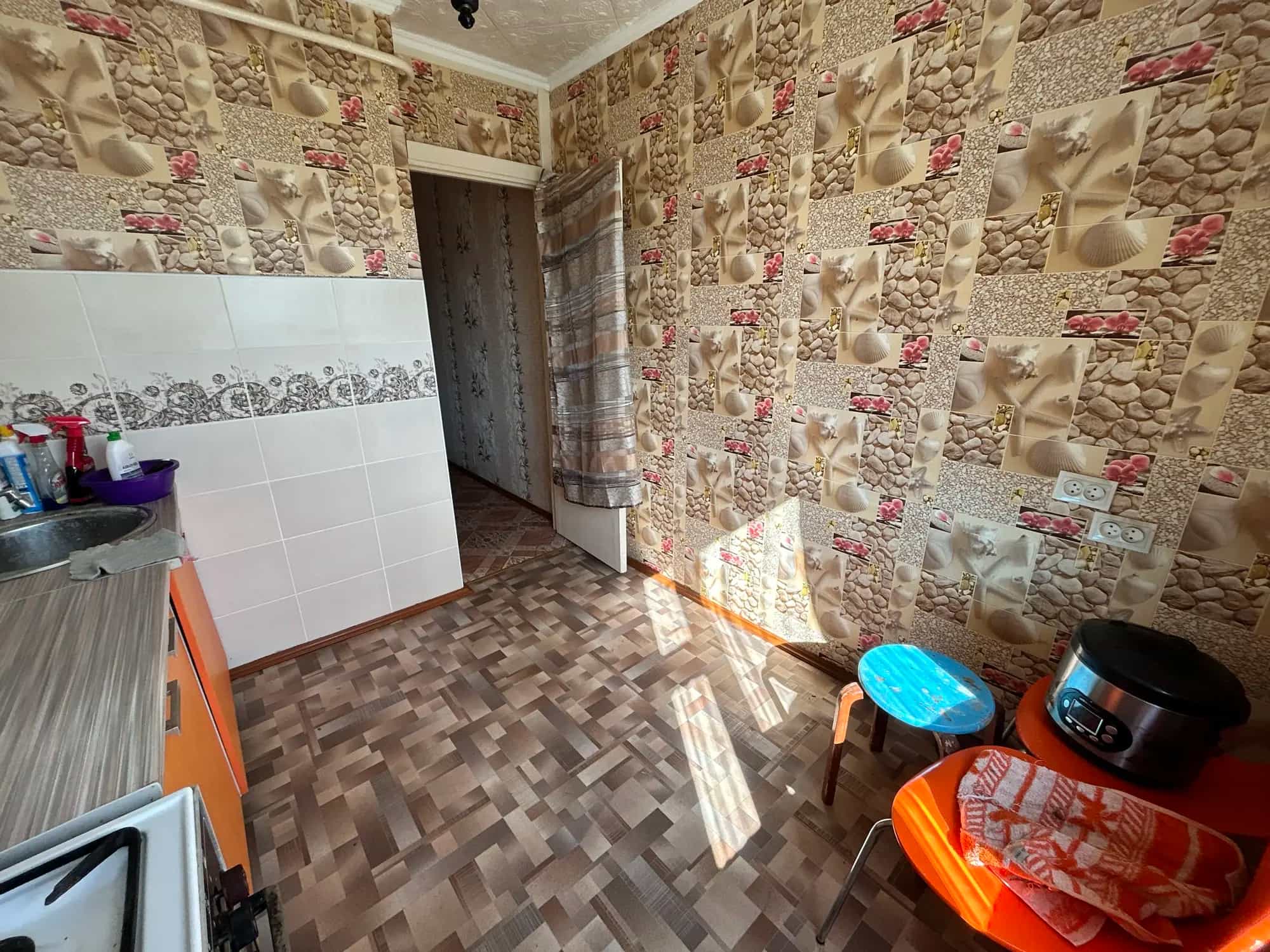 Беларусь, Брестская область, Кобрин, улица Дружбы, 137, фото 15
