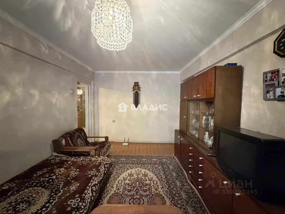 Россия, Республика Бурятия, Улан-Удэ, улица Борсоева, 19, фото 4