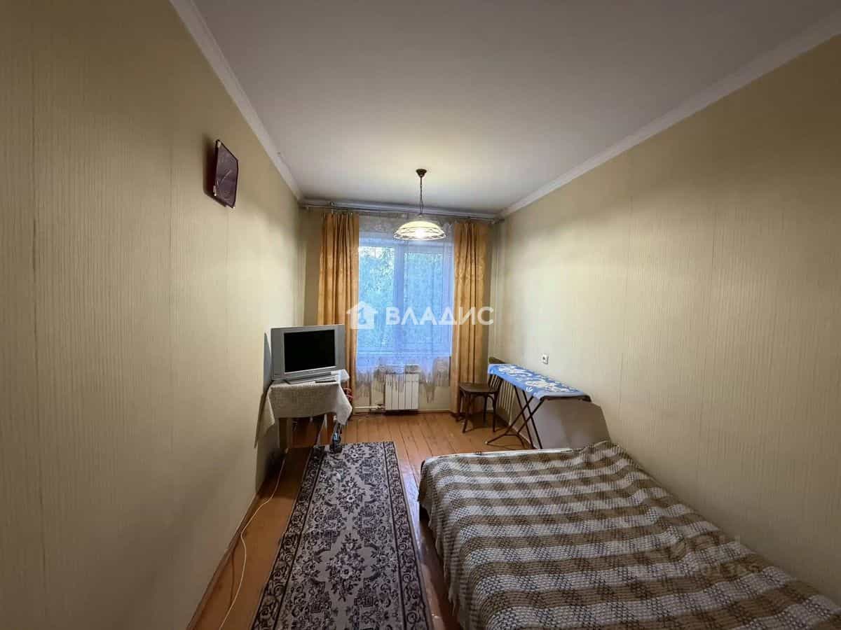 Россия, Республика Бурятия, Улан-Удэ, улица Борсоева, 19, фото 13