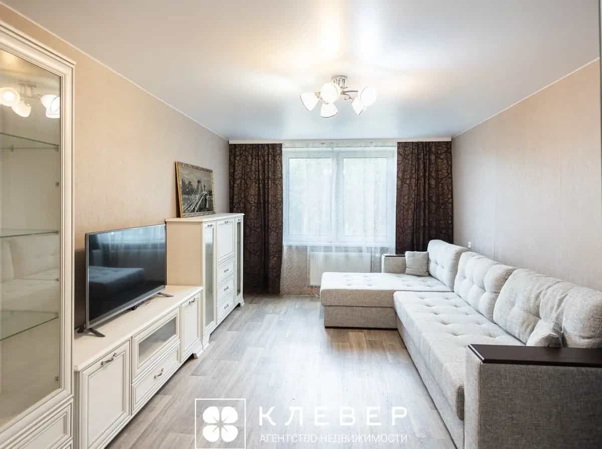 Беларусь, Минск, улица Солтыса, 38