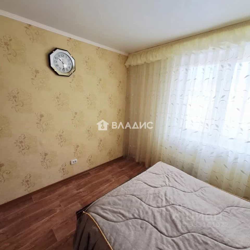 Россия, Республика Татарстан (Татарстан), Нижнекамск, улица Баки Урманче, 9, фото 7