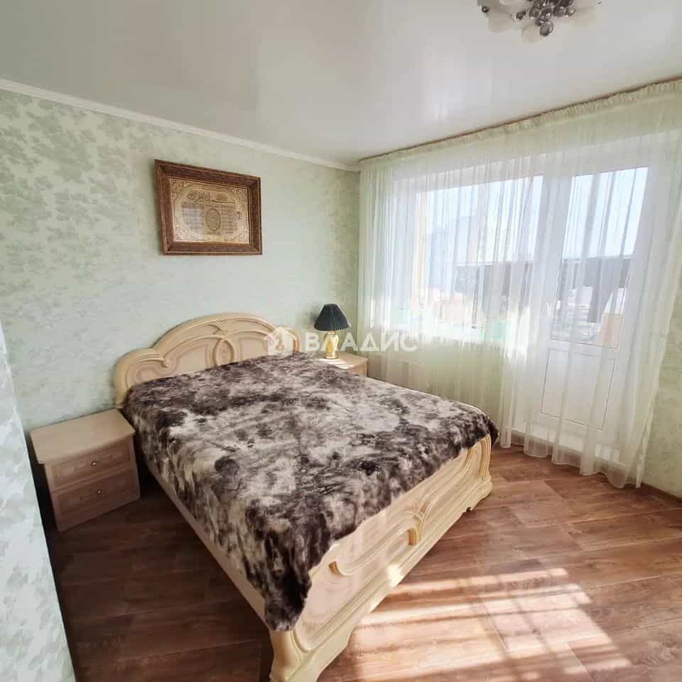 Россия, Республика Татарстан (Татарстан), Нижнекамск, улица Баки Урманче, 9, фото 29