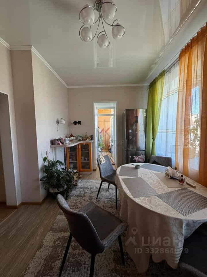 Россия, Республика Хакасия, Абакан, улица Чертыгашева, 126, фото 3