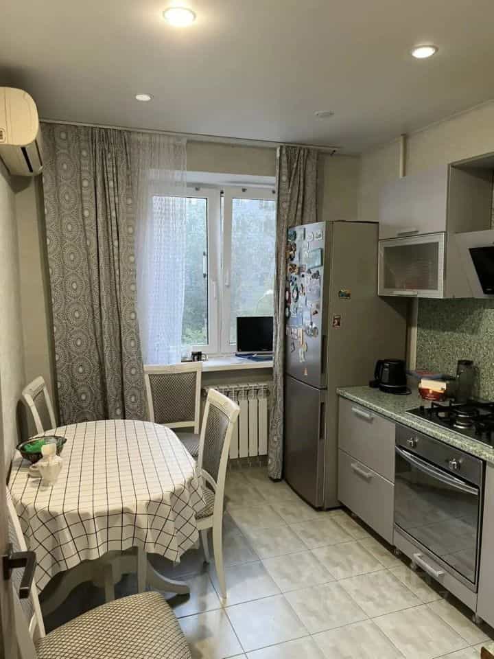 Россия, Волгоград, микрорайон Тулака, улица Карла Маркса, 9, фото 6