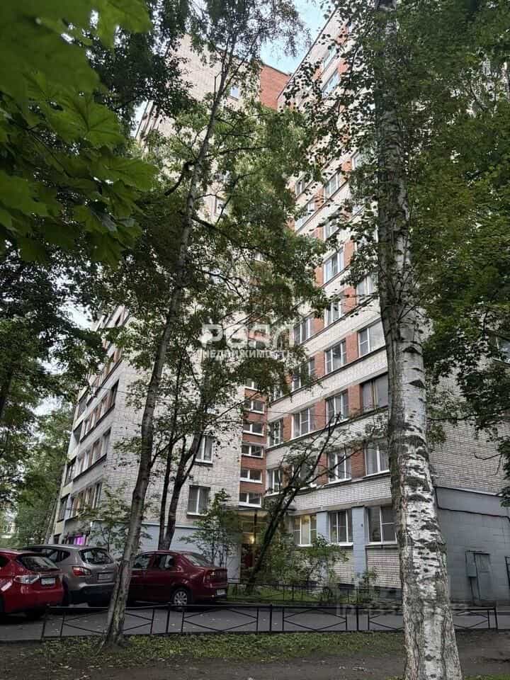 Россия, Санкт-Петербург, Болотная улица, 16