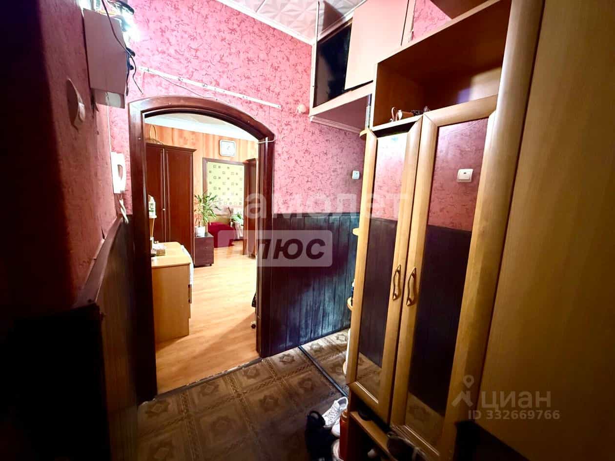 Россия, Ярославль, Северный жилой район, 1-й микрорайон, проезд Шавырина, 16, фото 6