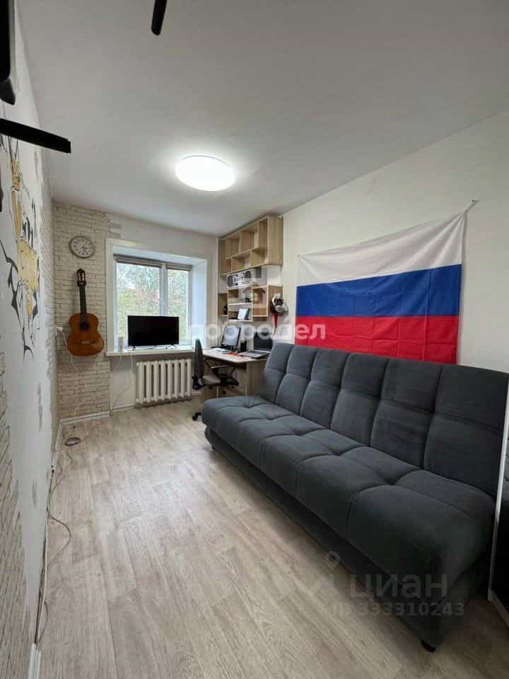 Россия, Свердловская область, Асбест, улица Ладыженского, 6, фото 19