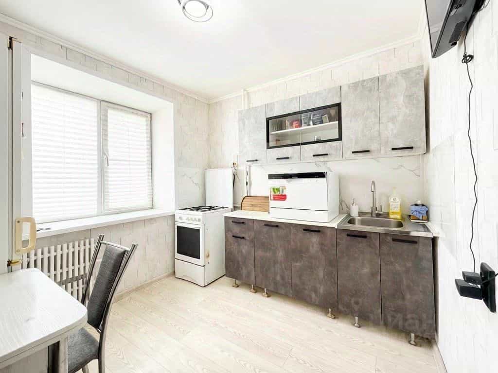 Россия, Курск, улица Парижской Коммуны, 28/5