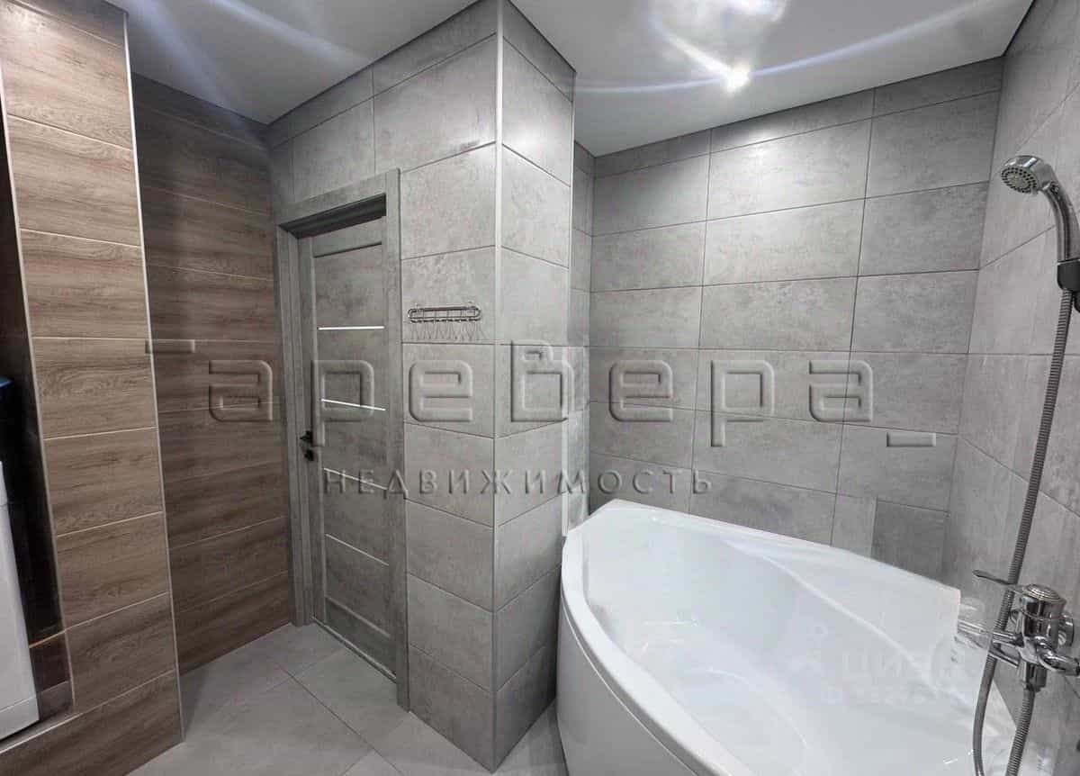 Россия, Красноярск, улица Академика Киренского, 2И, фото 9