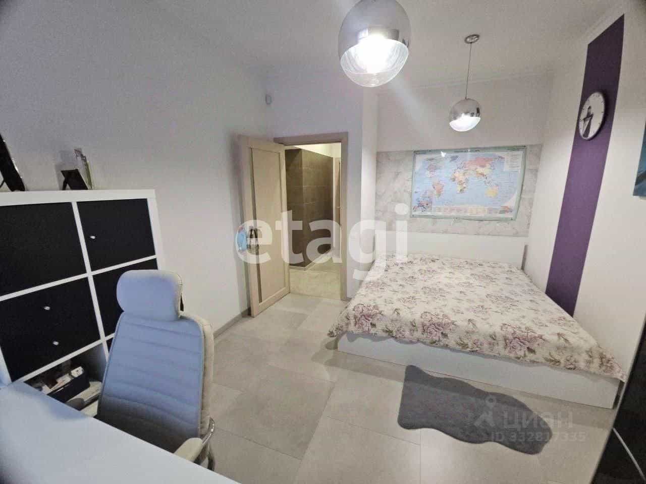Россия, Красноярск, микрорайон Взлётка, улица Батурина, 9, фото 12