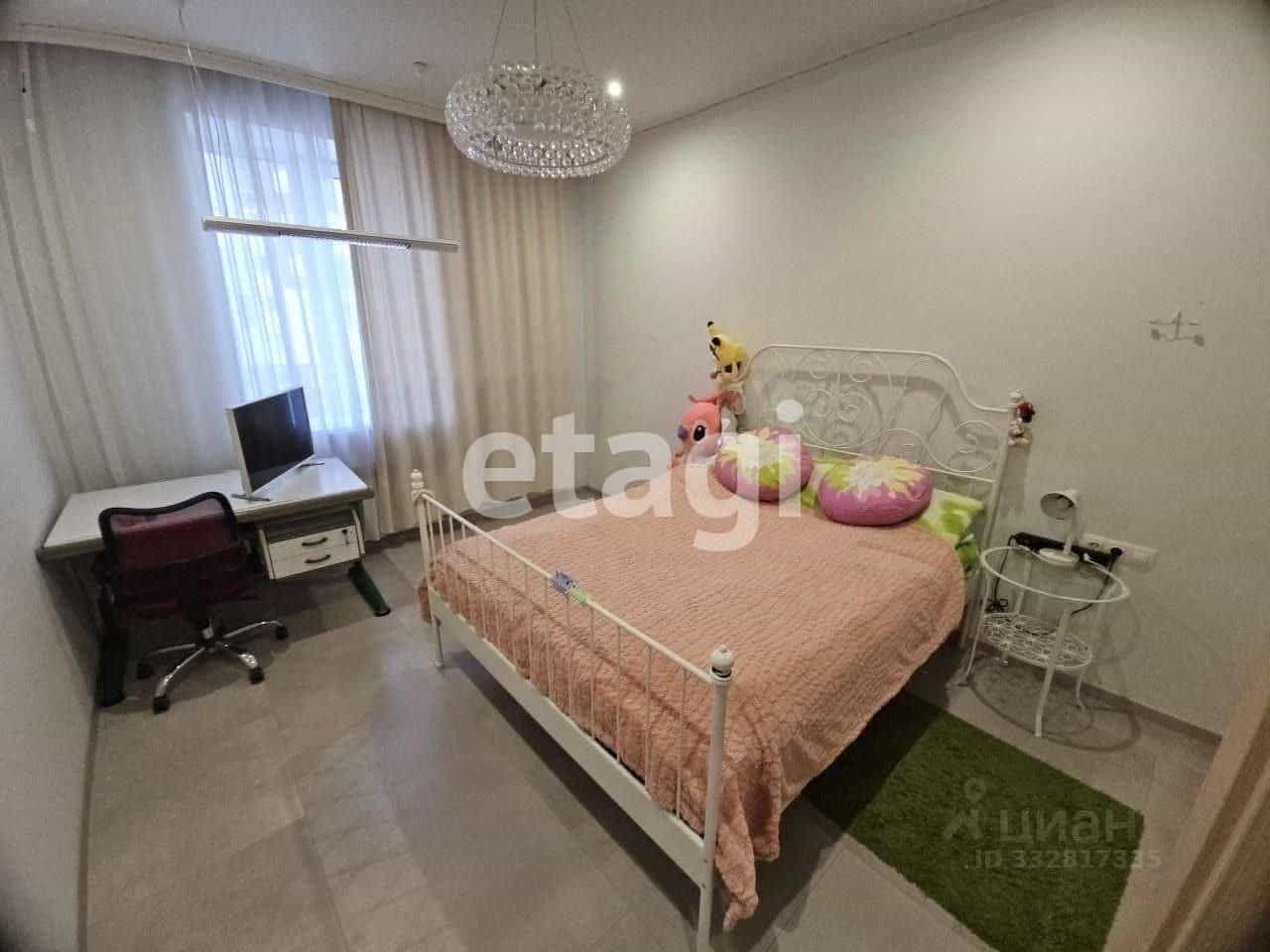 Россия, Красноярск, микрорайон Взлётка, улица Батурина, 9, фото 13