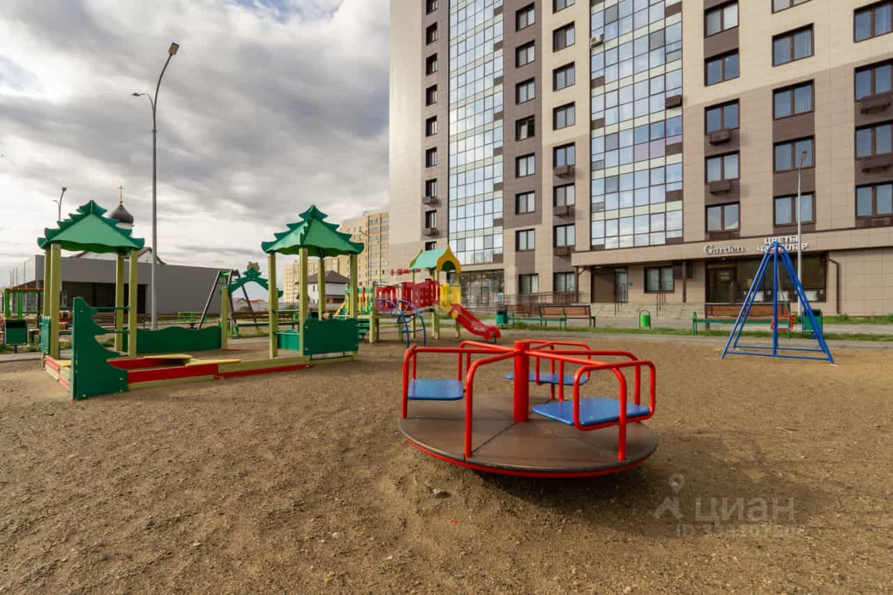 Россия, Республика Татарстан (Татарстан), Набережные Челны, улица Шамиля Усманова, 3Е, фото 26