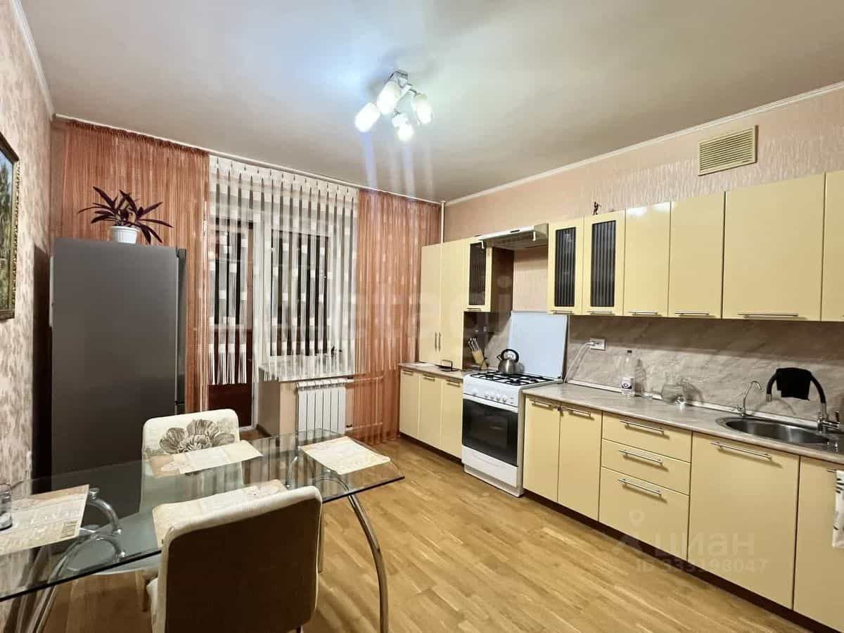 Россия, Республика Татарстан (Татарстан), Казань, улица Сибгата Хакима, 35, фото 10