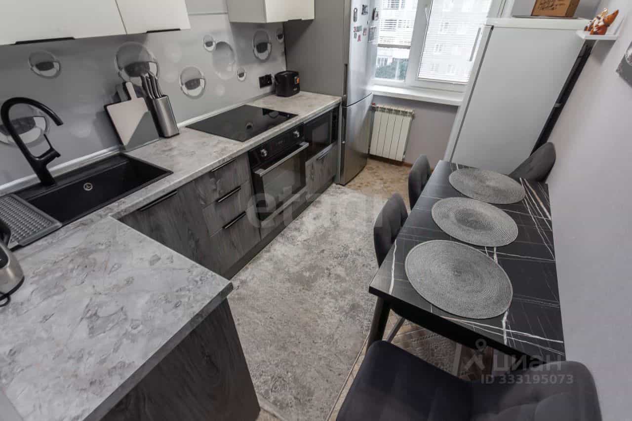 Россия, Алтайский край, Барнаул, улица Шумакова, 58, фото 3