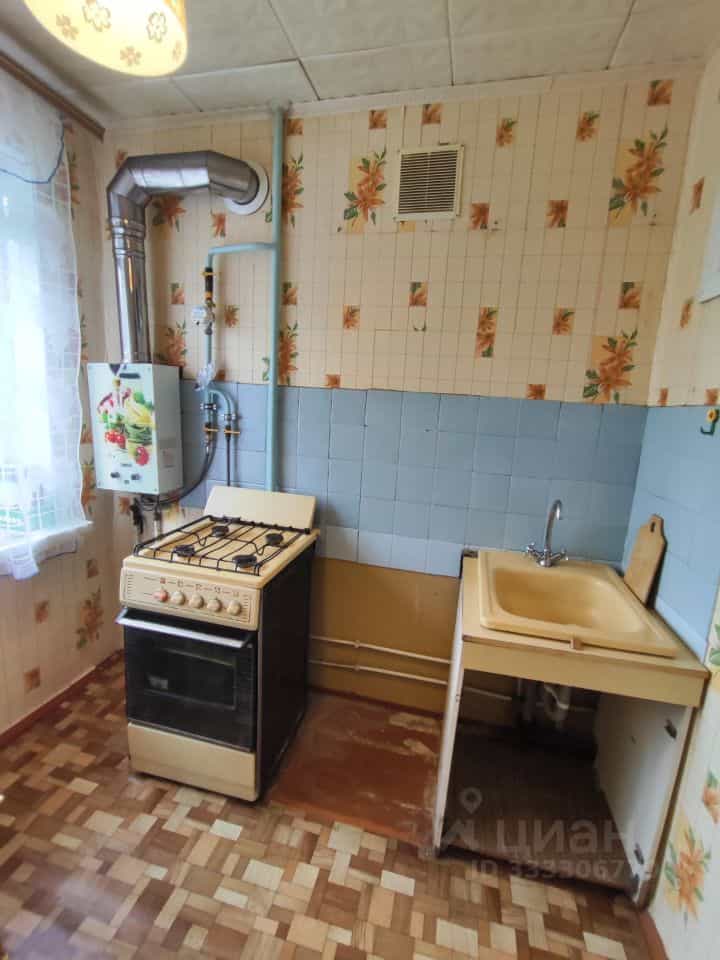 Россия, Волгоградская область, Камышин, улица Гоголя, 18