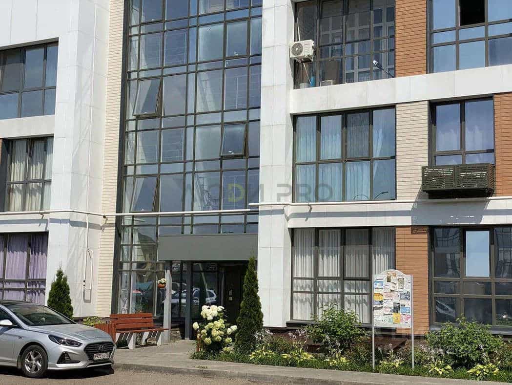 Россия, Республика Татарстан (Татарстан), Набережные Челны, улица Николая Иванцова, 3, фото 3