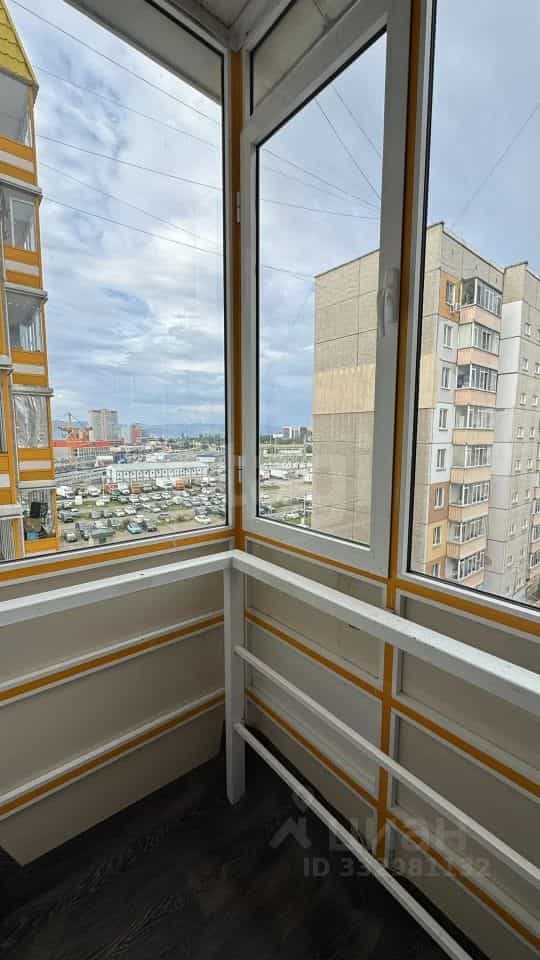 Россия, Красноярск, улица Молокова, 66, фото 18