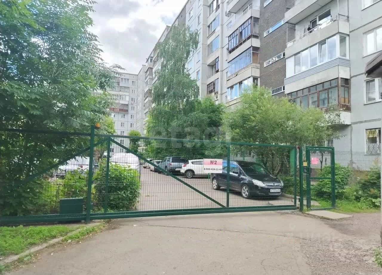 Россия, Красноярск, улица Забобонова, 2, фото 11