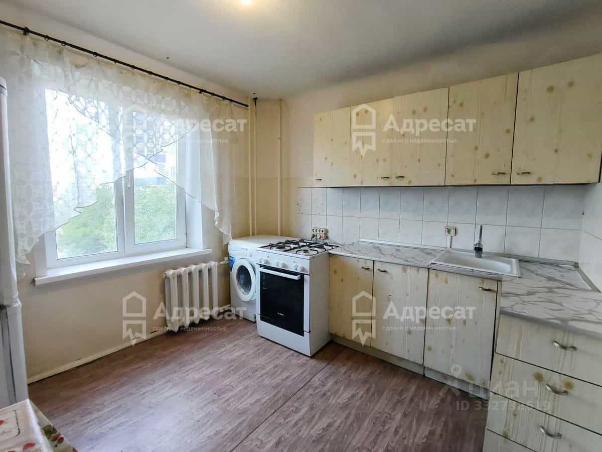 Россия, Волгоградская область, Волжский, улица Александрова, 5, фото 9